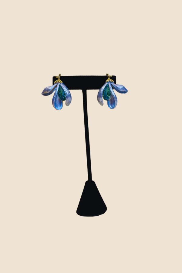 bj0018-bold-earrings-blue-1200x1800p-02 BJ0018 Bold Earrings Blue 02 - Blazin Fashion